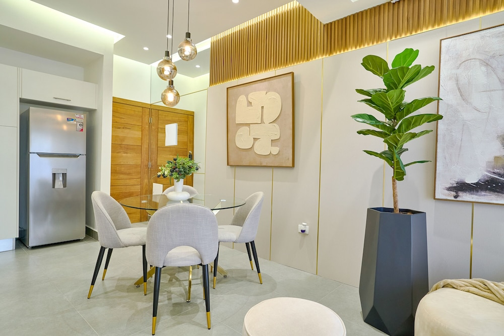 Designer City Stay Downtownsd Nearpark 1BR