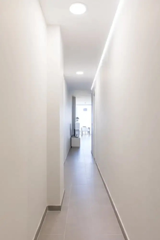 Downtown Square Apartament, Prime Location with Parking