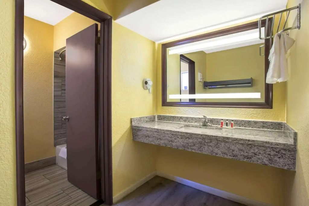 Days Inn Airport - Phoenix