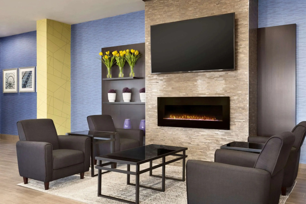 Travelodge by Wyndham Toronto East