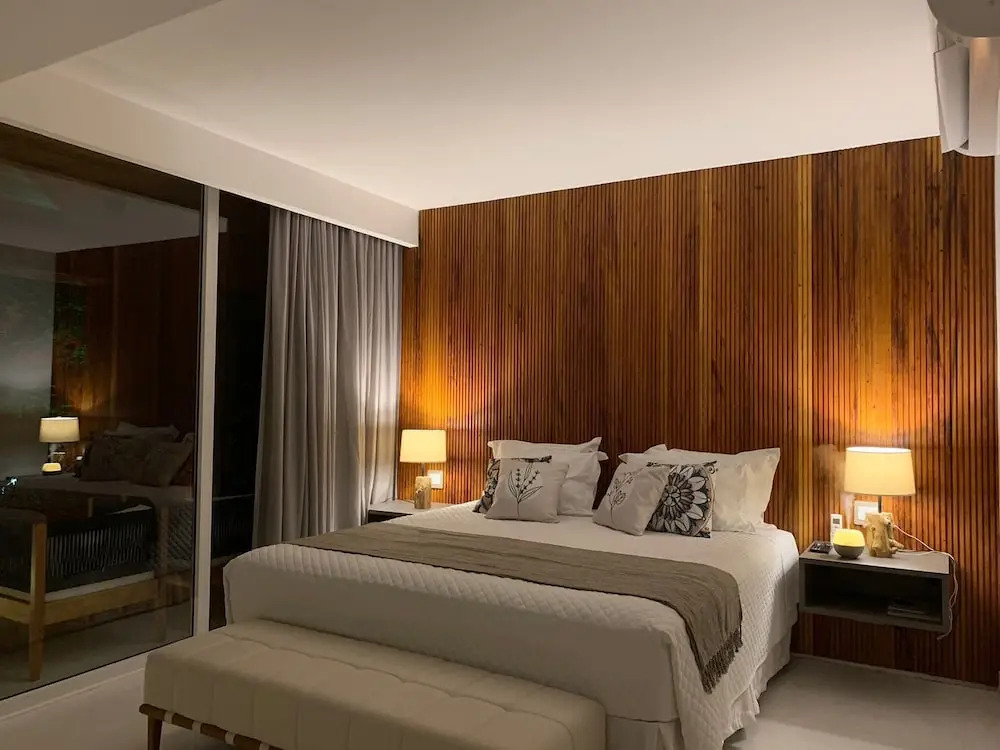 Bahari Suites