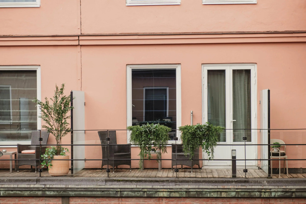 Home Hotel Folketeateret