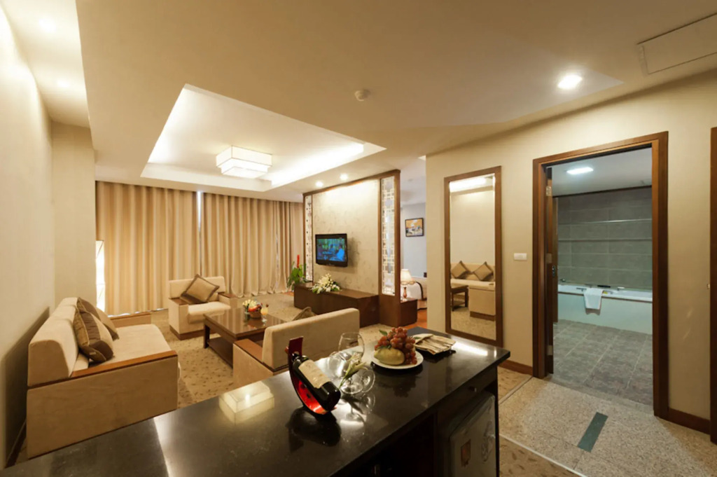 Muong Thanh Grand Xa La Hotel
