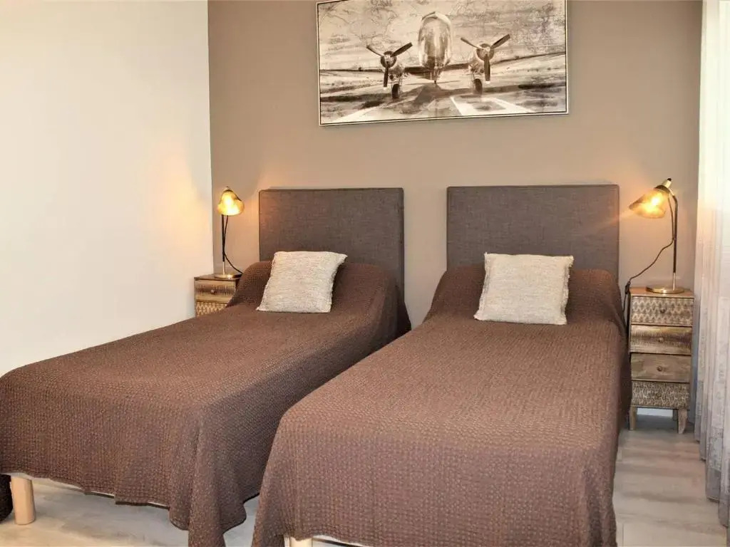 Appartement Villeneuve-Loubet, 3 pièces, 4 personnes - FR-1-252A-66