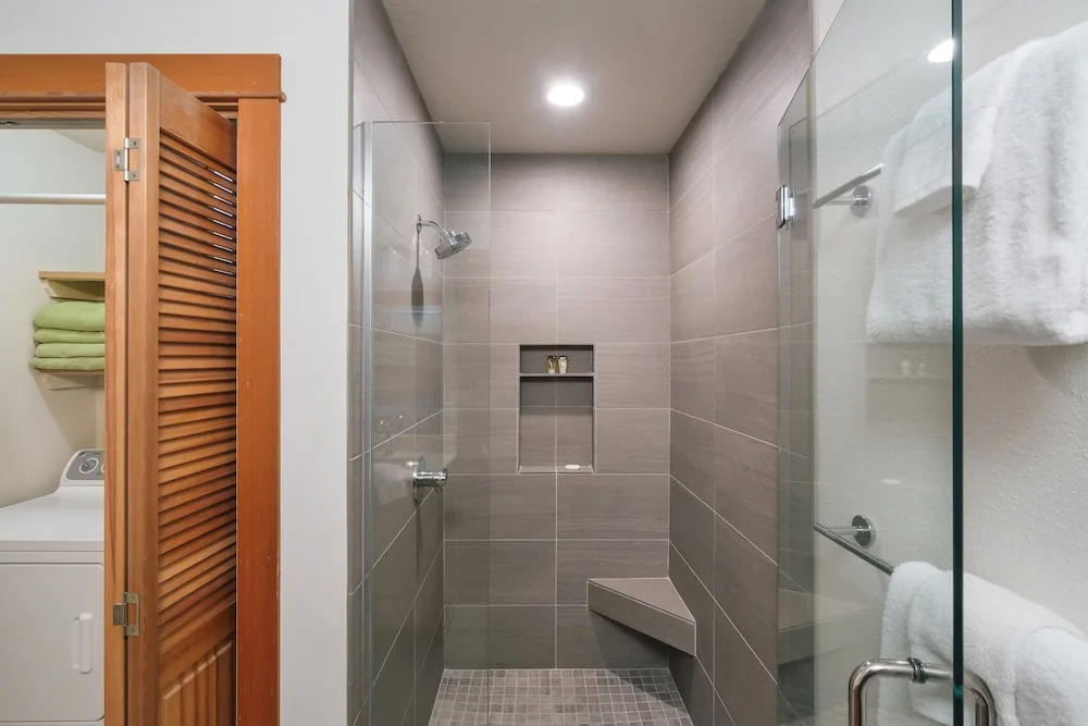Pacific House by Avantstay Bright Airy Home w/ Direct Access to Cannon Beach