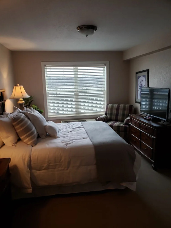 Unit 303 BD/ 2 BA