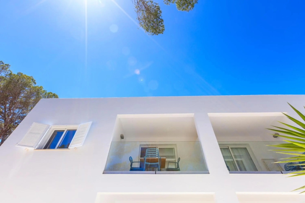 Pinos Playa Suites