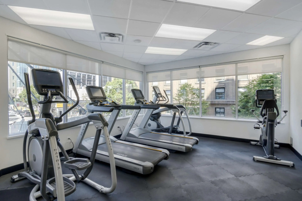 Best Western Premier Chateau Granville Hotel & Suites & Conference Centre