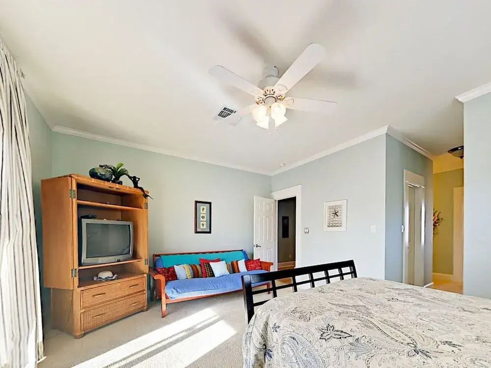 Big Beautiful and Beachside by RedAwning