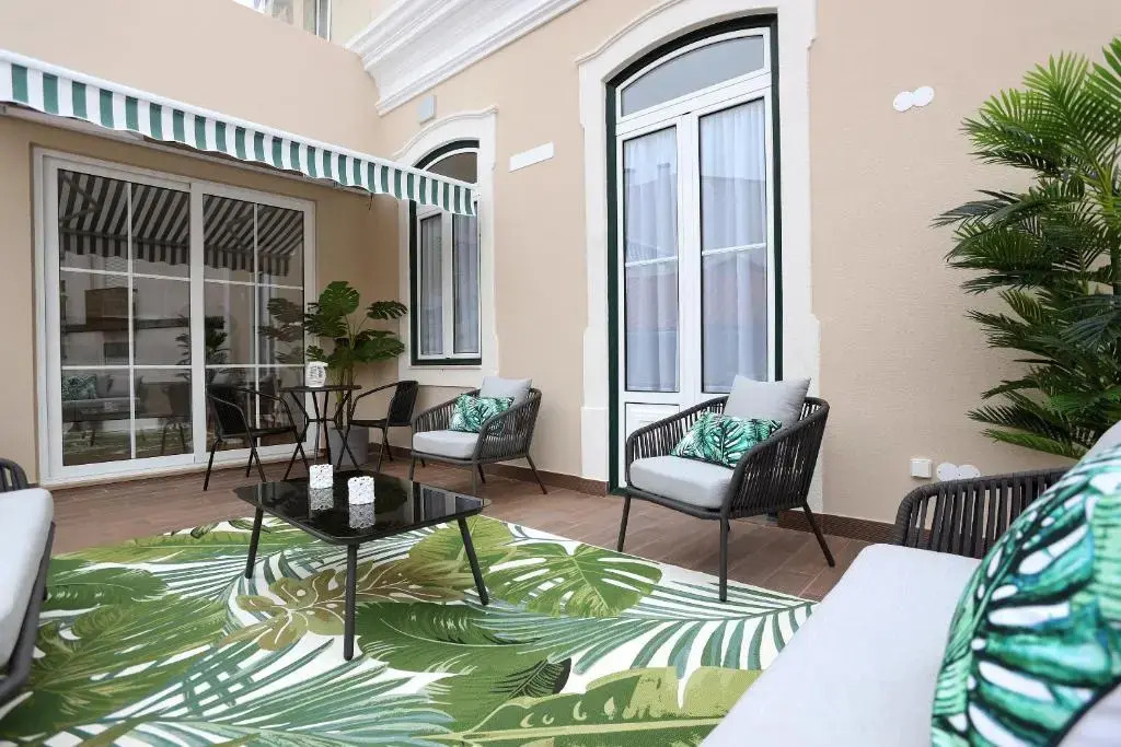 Glass Boutique - Rooms & Suites