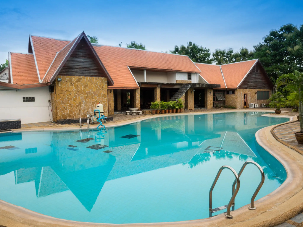 Khao Yai Country Hill Resort