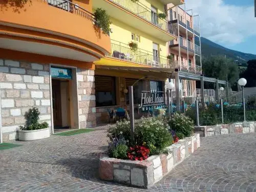 Hotel Ideal