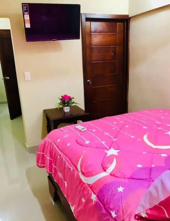 Doña Nida Family Hotel