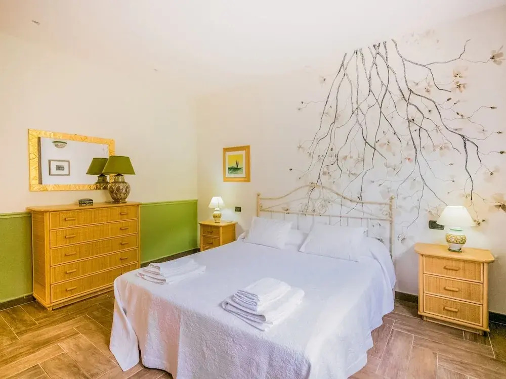 Villa With Private Pool With Salt Water Whirlpool and Cozy Porch