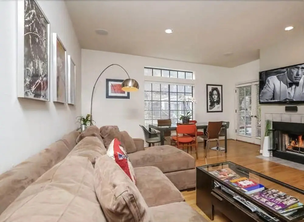 California Dreamin Sleeps 13 HW Hills