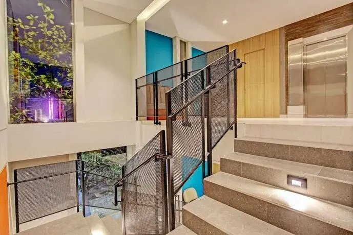 Townhouse Oak Ixo Hotel