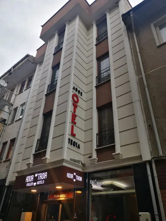 ADOR TROIA HOTEL