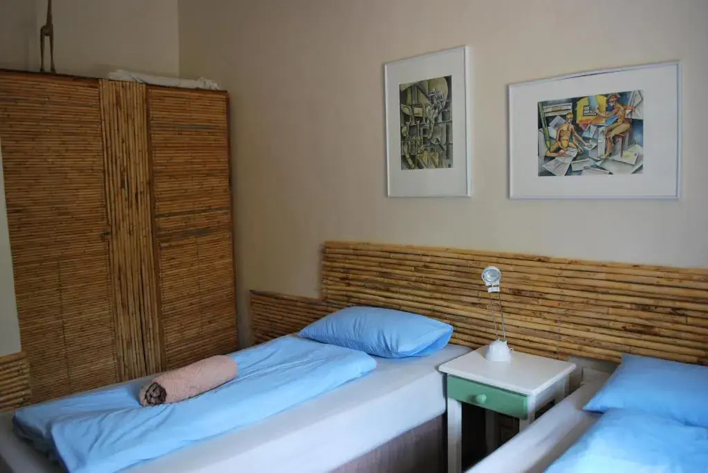 Amber Lagoon Eco Chalets, Rooms, Camping and Glamping
