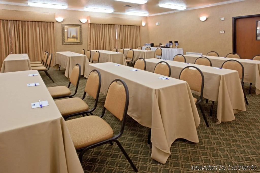 Holiday Inn Express & Suites Austin NW - Lakeline by IHG