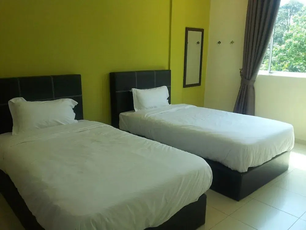 Alor Villa