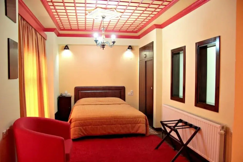 Hotel Taxiarches