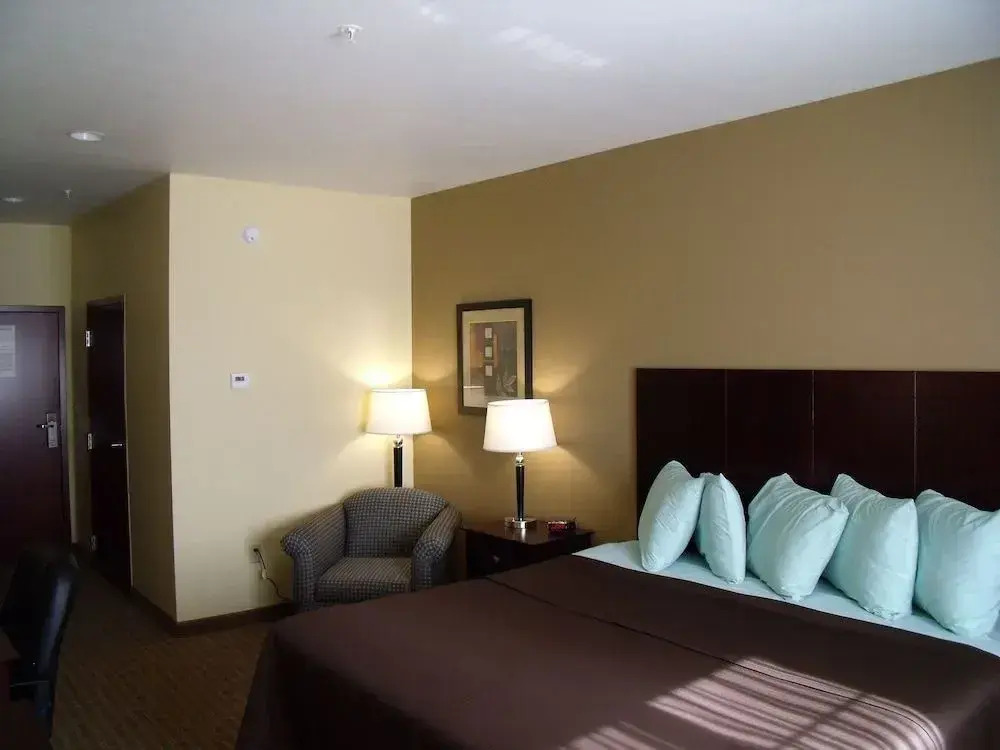 Irish Inn and Suites