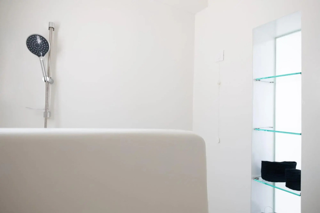 Luxury 1 Bedroom Apartment 3A