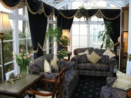 The Avenue Guest House