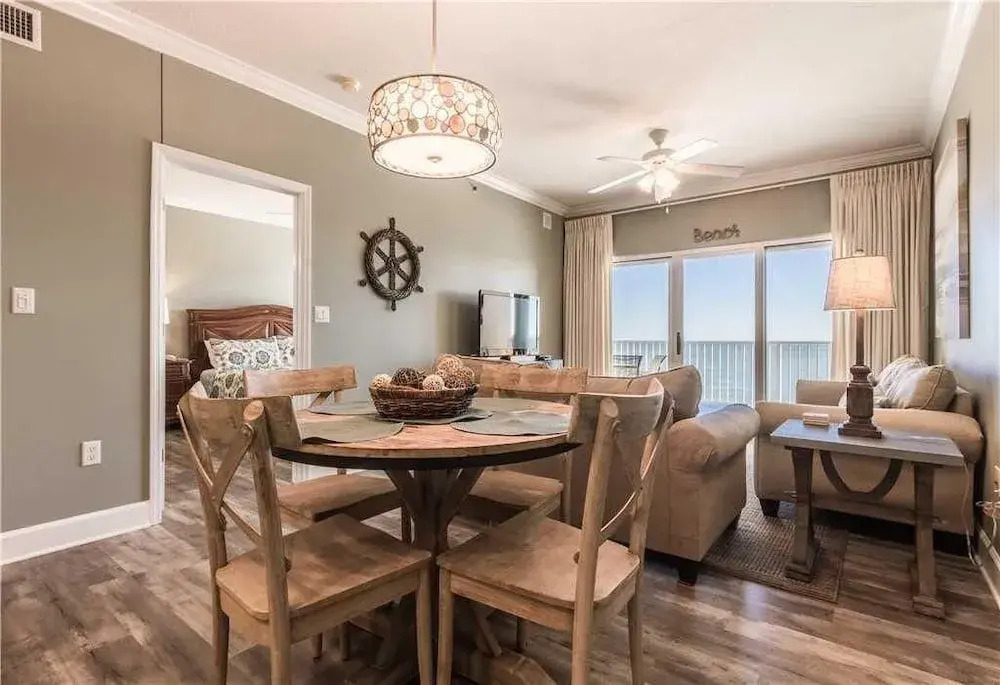 Seawind 1002 - 3 Br condo by RedAwning