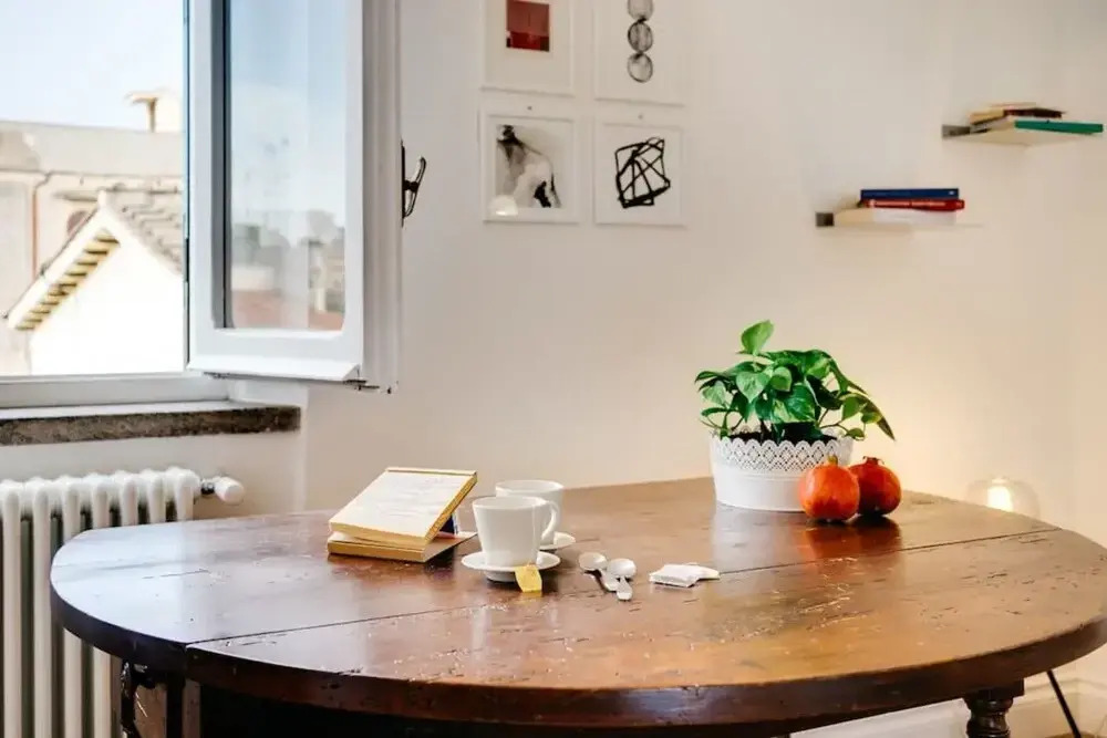 Beautiful Designer Flat Close to Pantheon, Serviced by Hostmaker