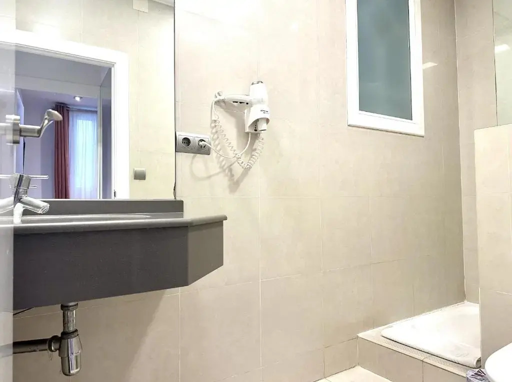Apartament Colon Bcn 130 mts 2 Dormitorios Port Vell