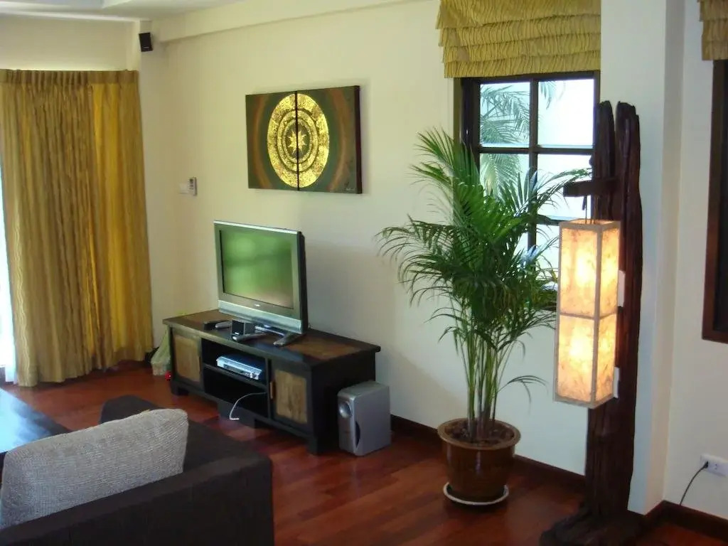 Sunset Apartment Phuket