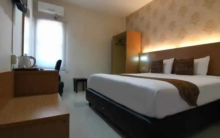 Pavilion Hotel