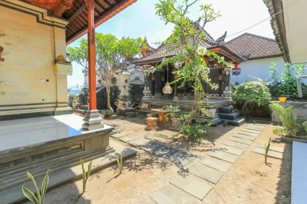 Waterside inn Nusa Penida