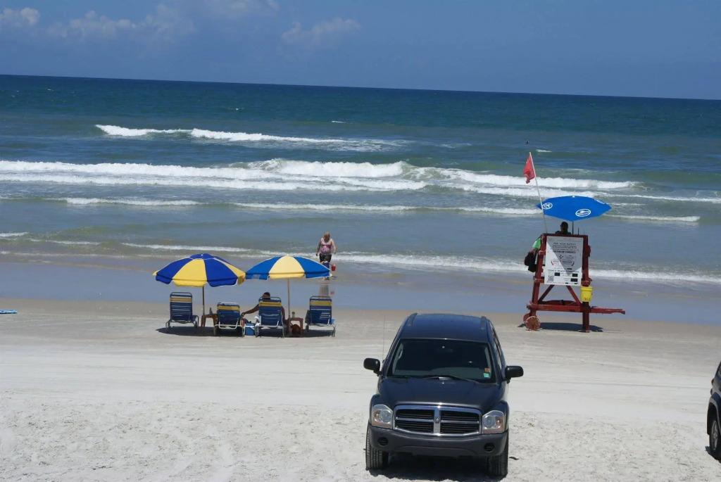 Daytona Shores Inn and Suites