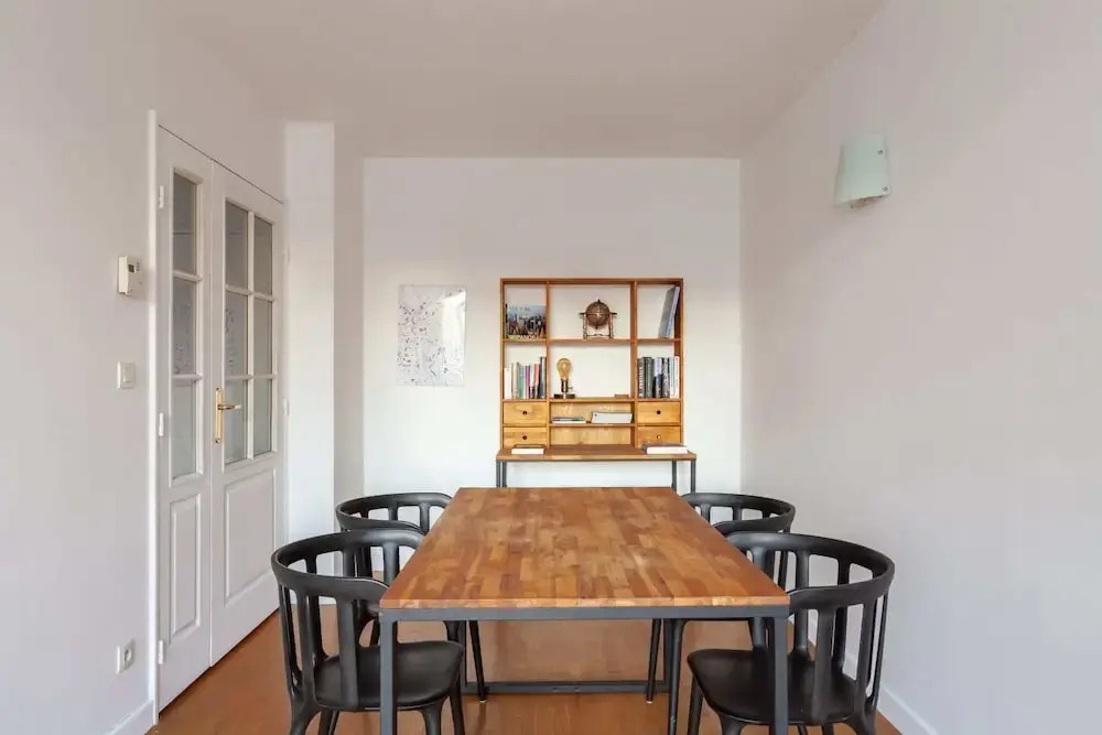 Family/modern 4 People With Netflix -15 min Walk From Center