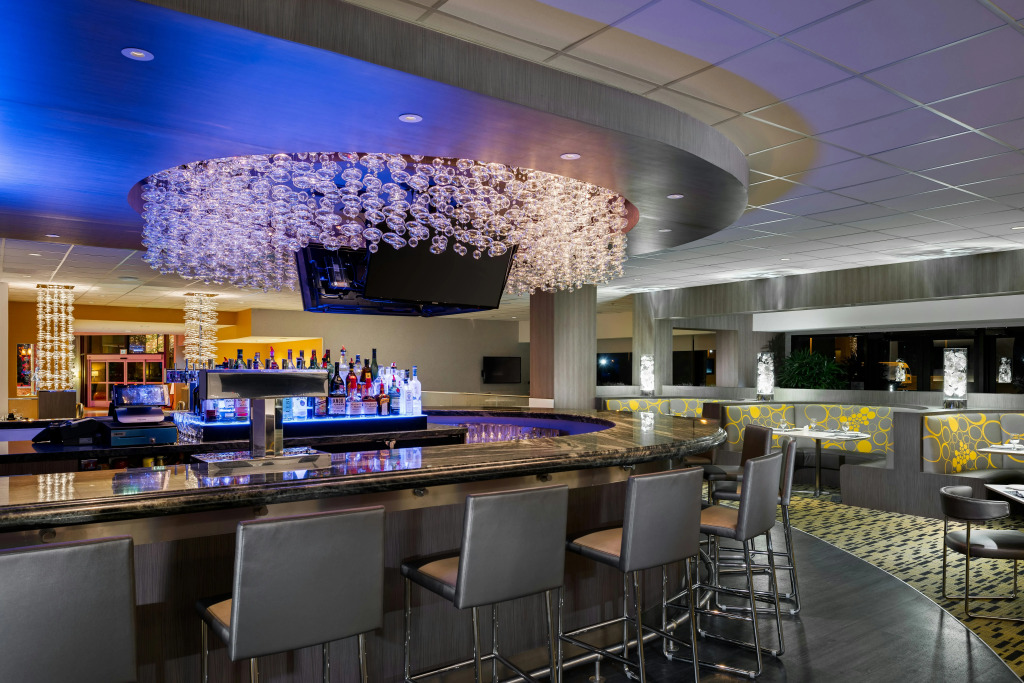Hilton San Francisco Airport Bayfront - No Resort Fee