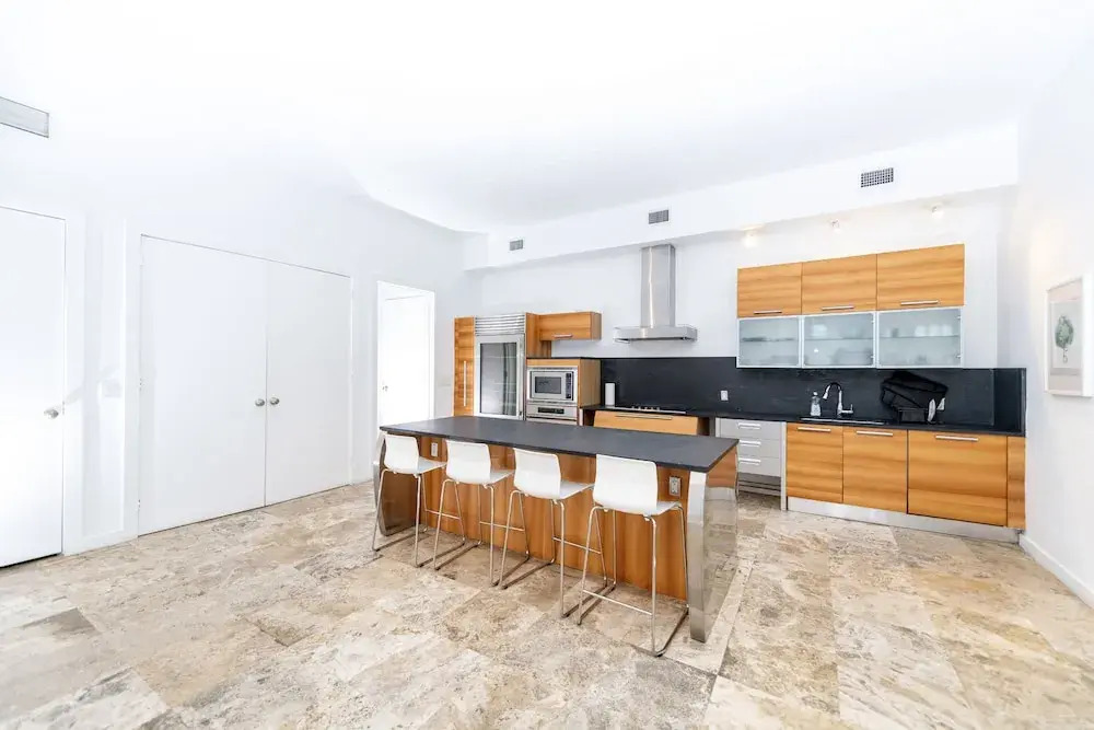 2228 Park 1