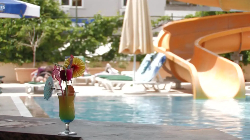 Kleopatra Beach Hotel