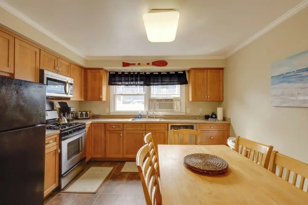 Bay Access: 'the English Condo' in Ocean City