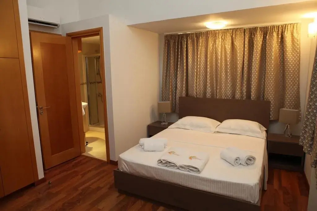 Anthorina Villa 17