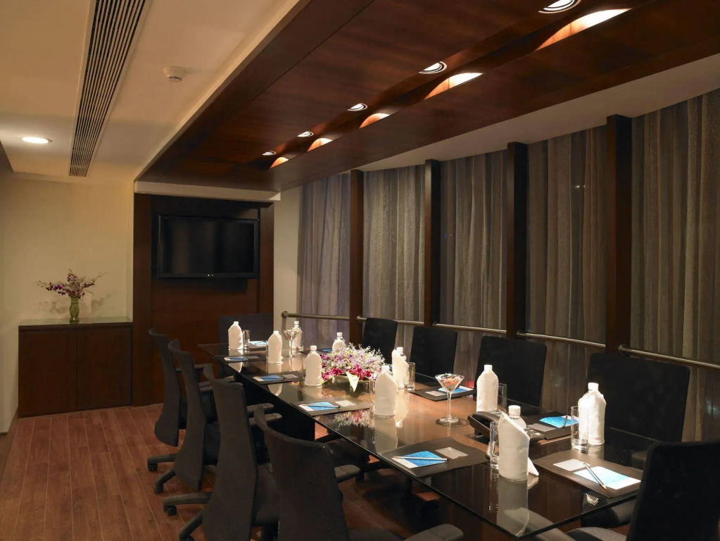 Blu Petal - A Business Hotel