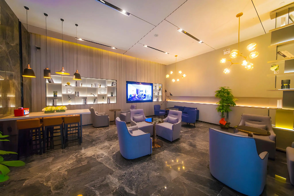 Echarm Hotel (Hezhou Lingfeng Square)