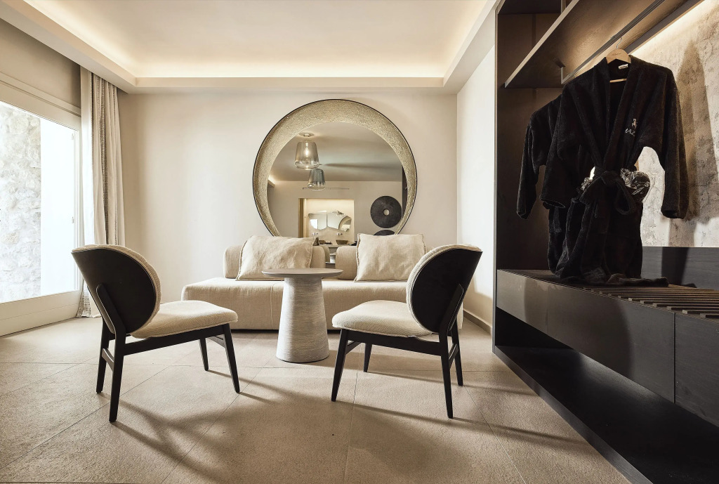 Amazon Mykonos Resort & Spa