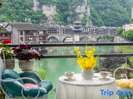 Zhenyuan Beautiful Riverside Residence (Zhusheng Bridge)