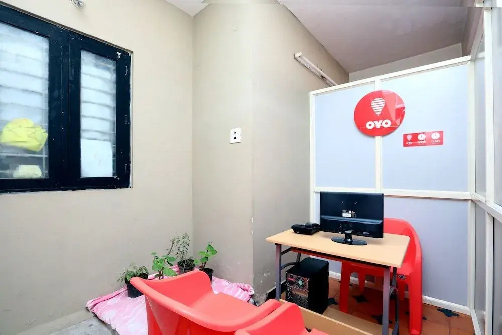 Oyo 19157 Kuteer Home Stay