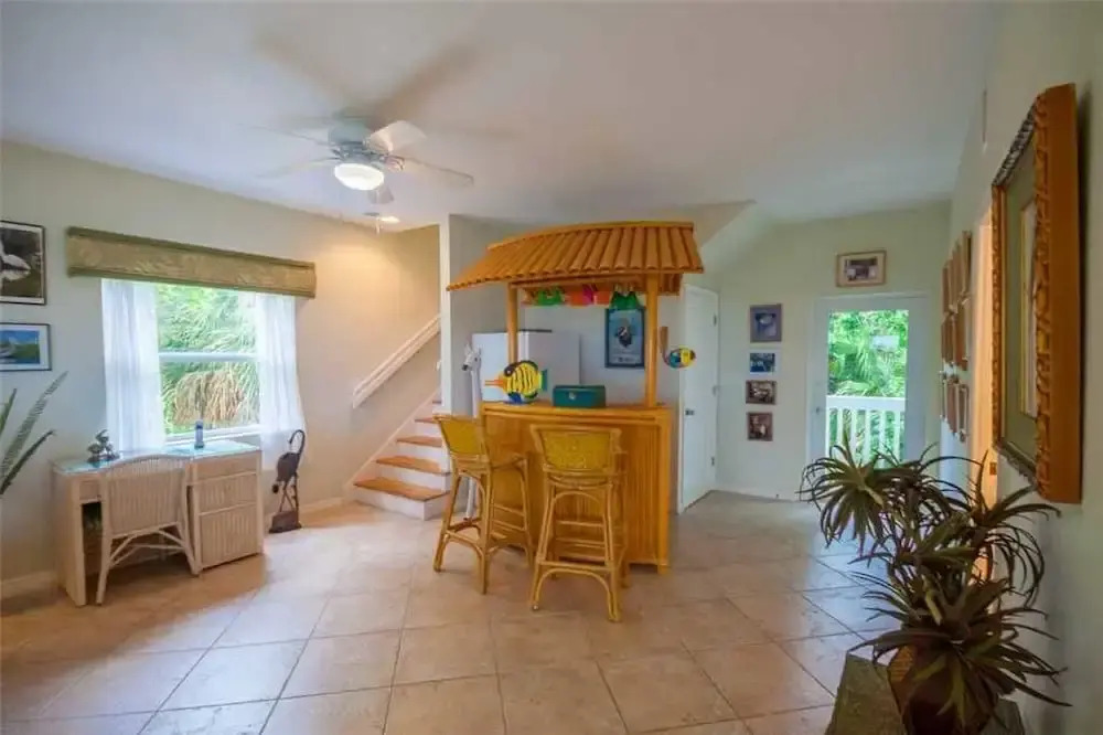 163-Pelican Pointe