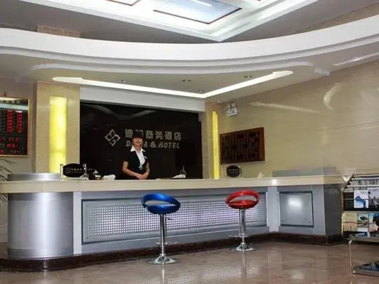 Tiga Hotel