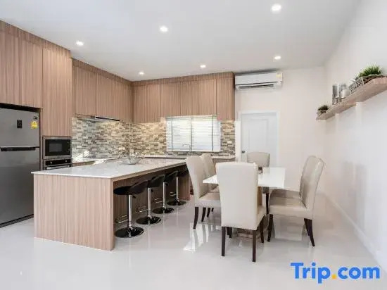 Luxury Pool Villa A18 3BR 8 Persons BBQ