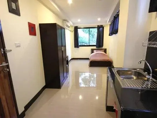 House 1194 Bangkok(แอท 1194 เฮาส์)
